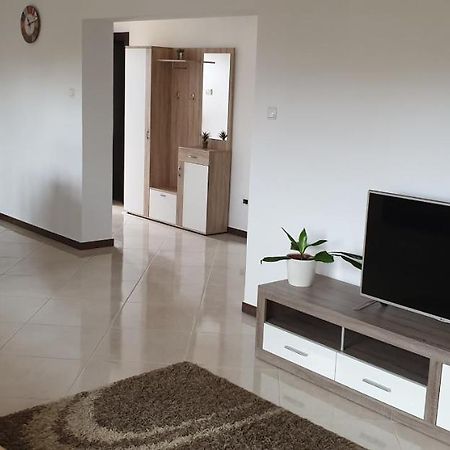 PUY Apartman Lena מראה חיצוני תמונה