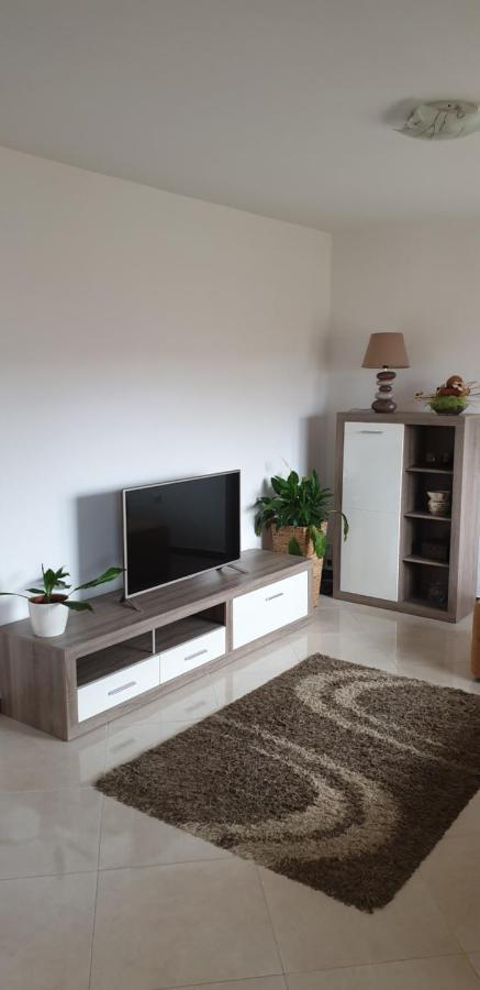 PUY Apartman Lena מראה חיצוני תמונה