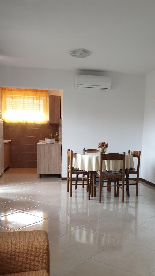 PUY Apartman Lena מראה חיצוני תמונה